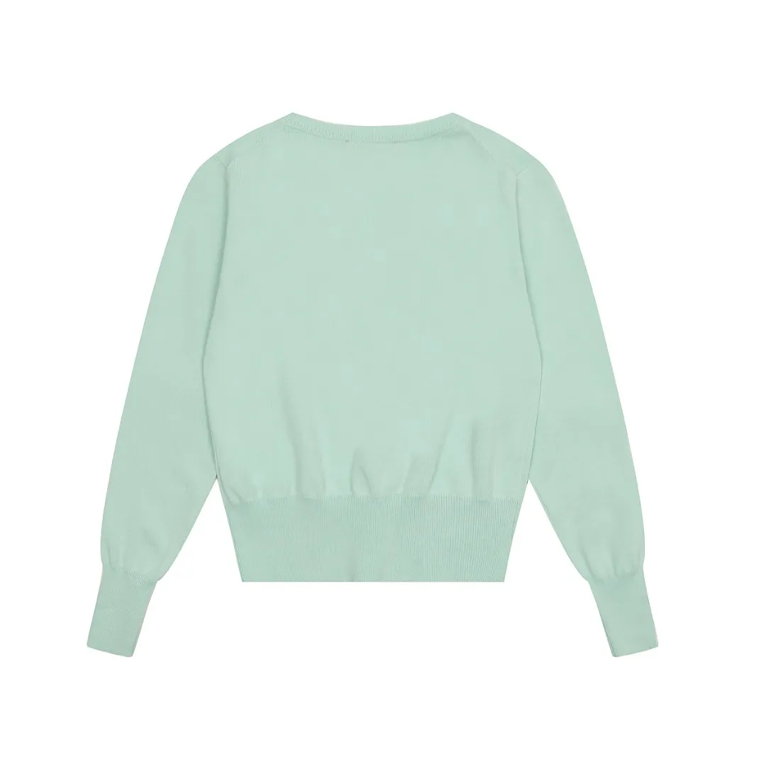 VIVI115 vivienne west wood Classic knitted sweater wool cardigan 2024 autumn latest model Exclusive and highest quality on the entire network Order with confidence - 🧩 15% merino cotton wool 85% wool blend 🧩Correct Italian 🇮🇹100% wool washed wheat logo 🧩Original purchase Real model opening 🧩Original purchase records and comparison pictures can be provided Place your order with confidence 🧩 Instant sale of all Taobao 300+ versions. The quality of the purchasing agent is excellent. It is definitely not a copywriter. It is a real good product. The actual product is far beyond the budget. Size: S -M- L Color: black, white, light green, purple, apricot